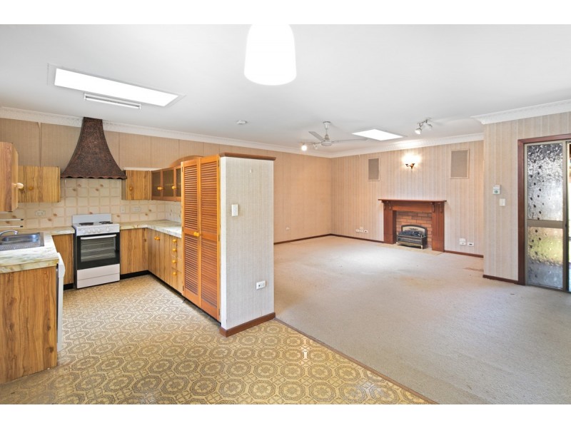 94 Perth Street, Camp Hill QLD 4152