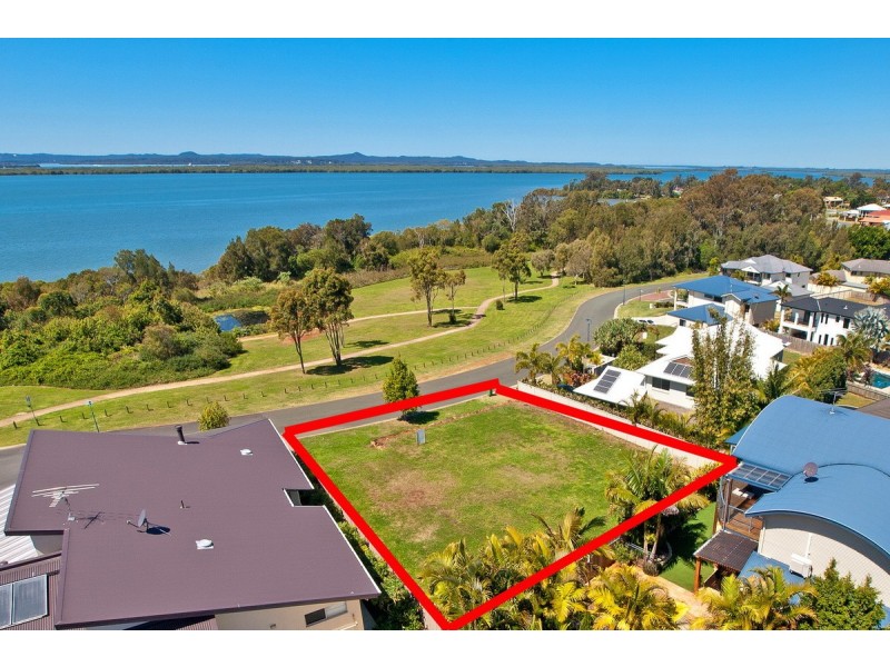 62 Penzance Drive, Redland Bay QLD 4165