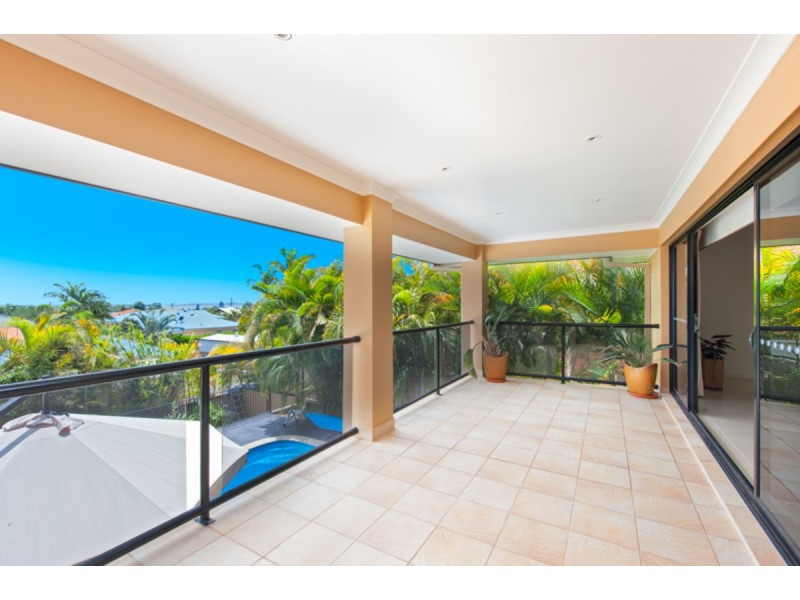 4 Huntly Place, Redland Bay QLD 4165