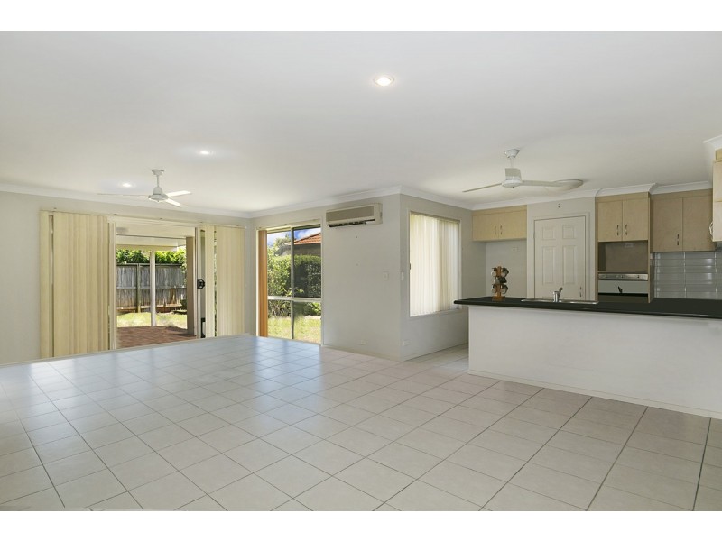 136 Gordon Street, Ormiston QLD 4160