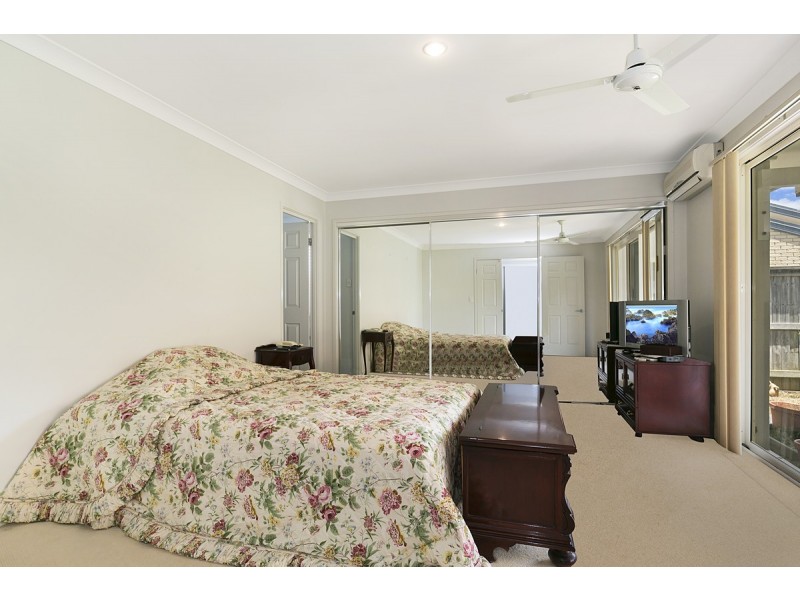 136 Gordon Street, Ormiston QLD 4160