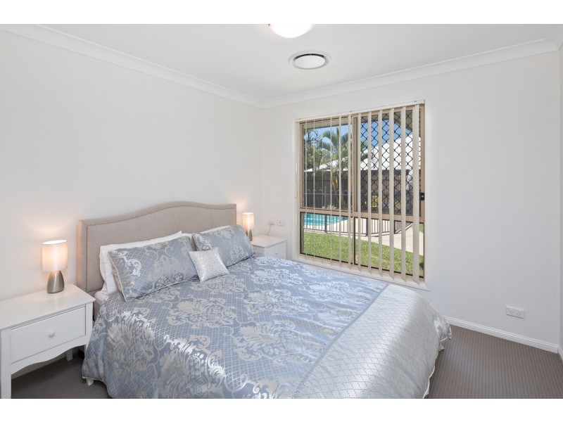 16 Lidgard Street, Thornlands QLD 4164