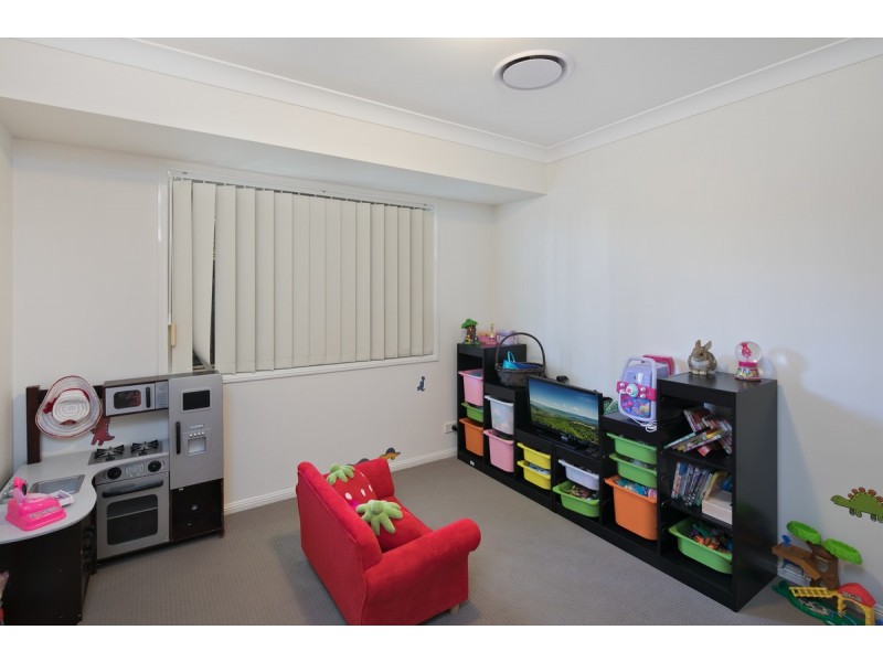 16 Lidgard Street, Thornlands QLD 4164