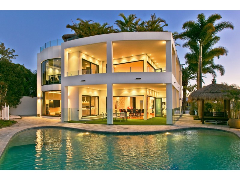 28 The Boulevard, Redland Bay QLD 4165