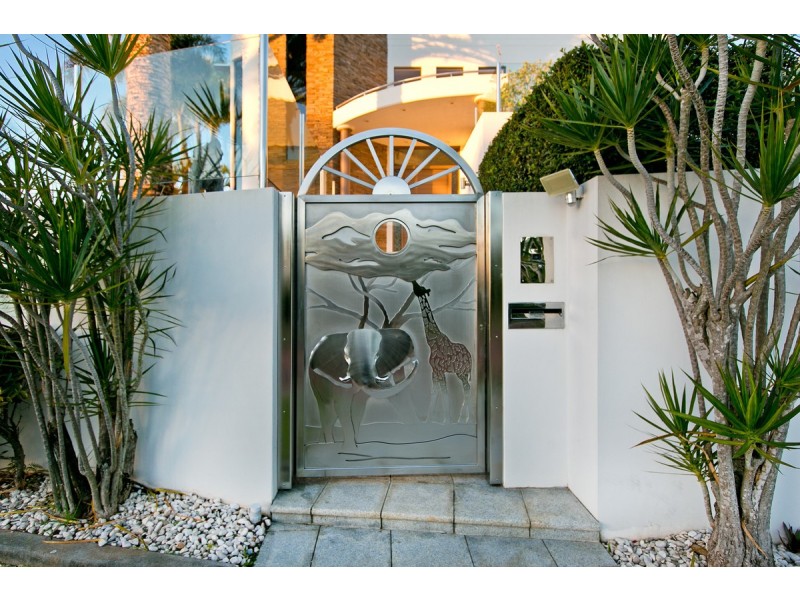 28 The Boulevard, Redland Bay QLD 4165