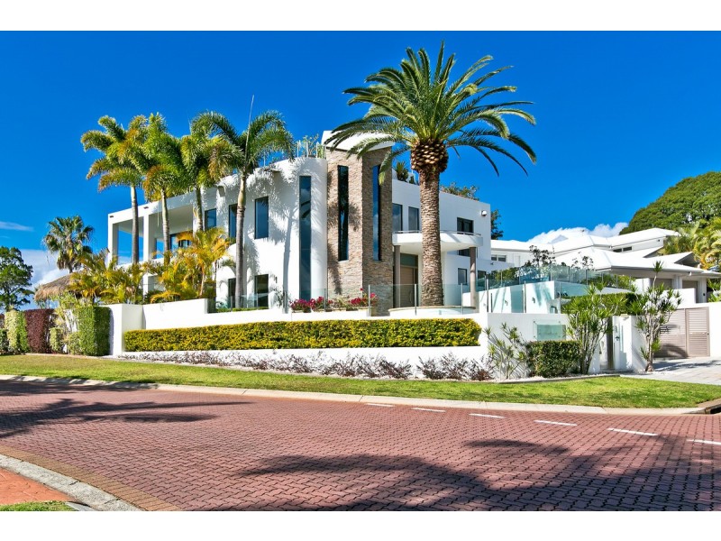 28 The Boulevard, Redland Bay QLD 4165