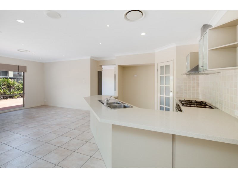 16 Thornlands Road, Thornlands QLD 4164