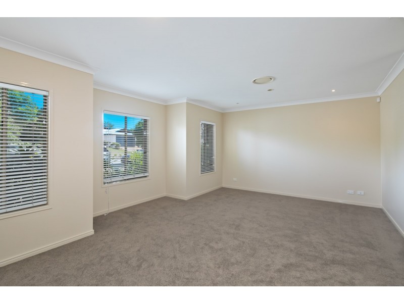 16 Thornlands Road, Thornlands QLD 4164