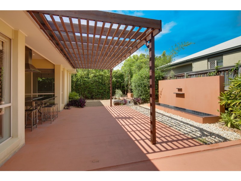 16 Thornlands Road, Thornlands QLD 4164