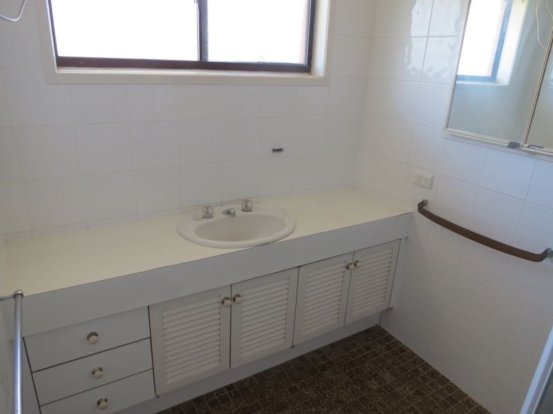 7 Paranka Drive South, Cleveland QLD 4163