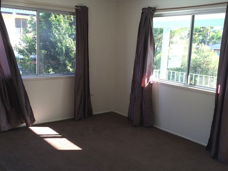 25 Parakeet Street, Birkdale QLD 4159