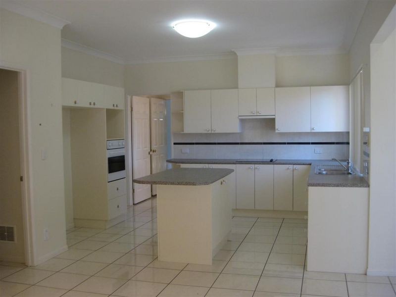 12 Kerder Street, Thornlands QLD 4164