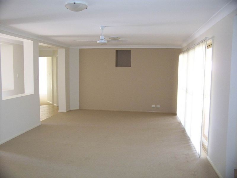 16 Trafalgar Vale Drive, Wellington Point QLD 4160