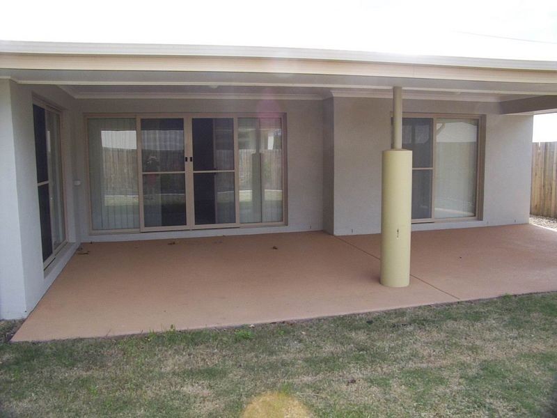 16 Trafalgar Vale Drive, Wellington Point QLD 4160