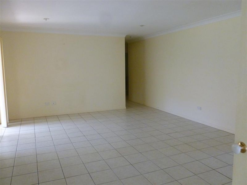 6 Jacaranda Place, Ormiston QLD 4160