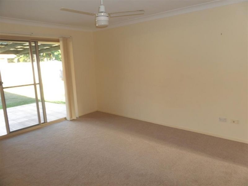 6 Jacaranda Place, Ormiston QLD 4160