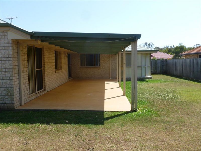 6 Jacaranda Place, Ormiston QLD 4160