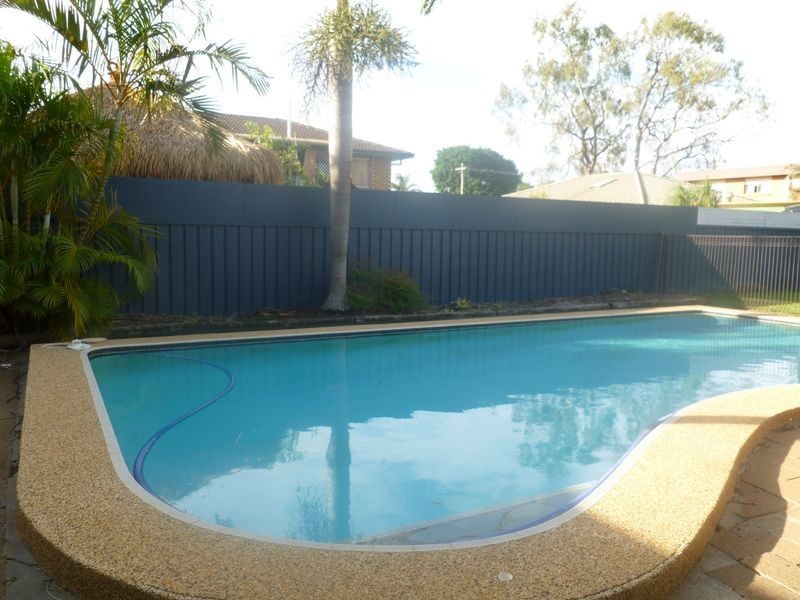 11 Moloii Crescent, Birkdale QLD 4159