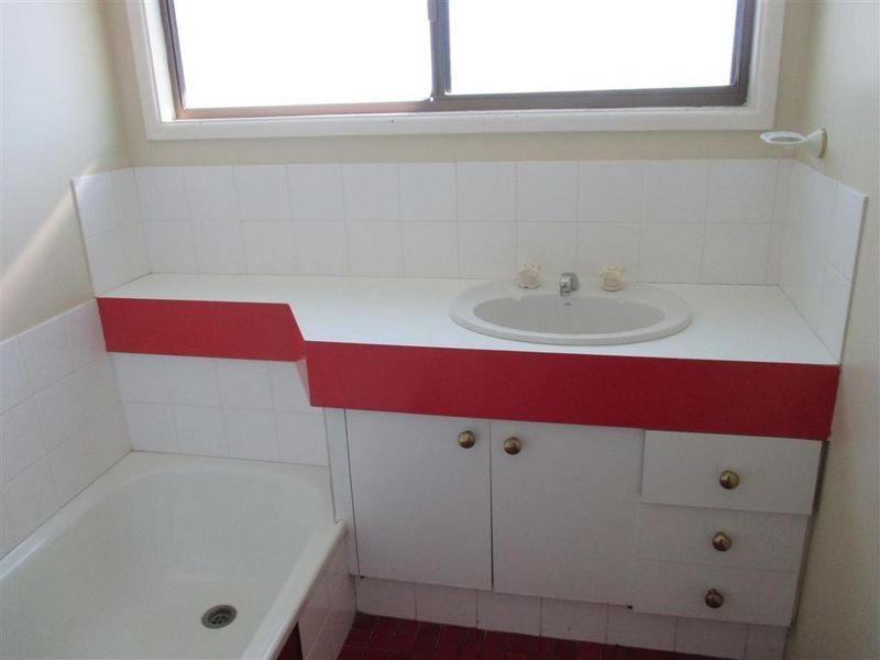 11 Moloii Crescent, Birkdale QLD 4159