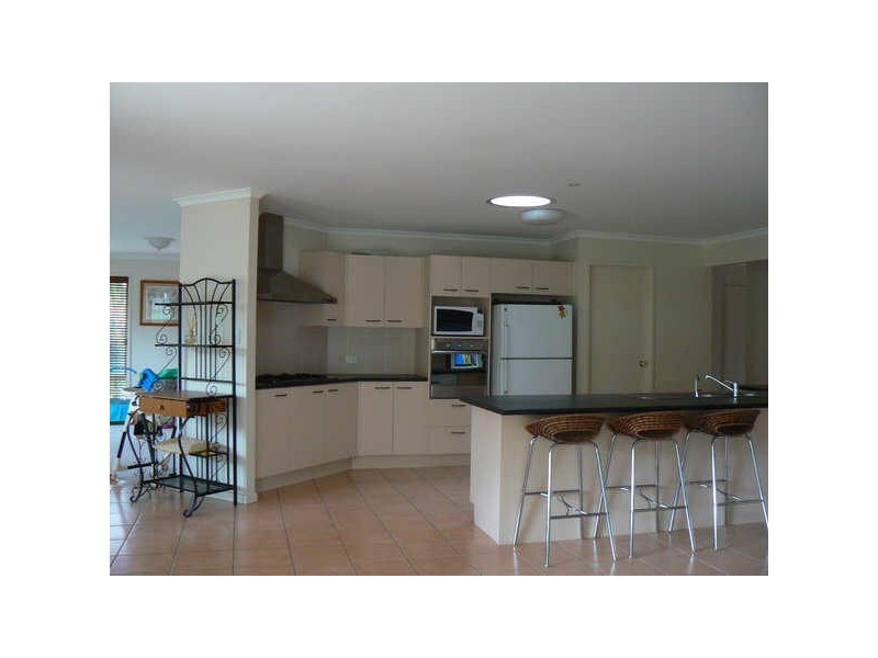 38 Chateau Street, Thornlands QLD 4164