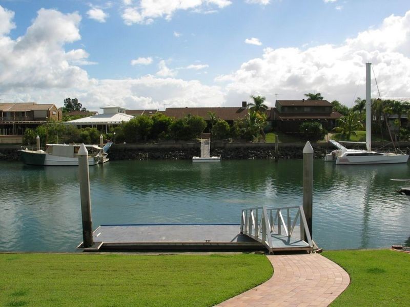 24 Bollard Court, Raby Bay QLD 4163