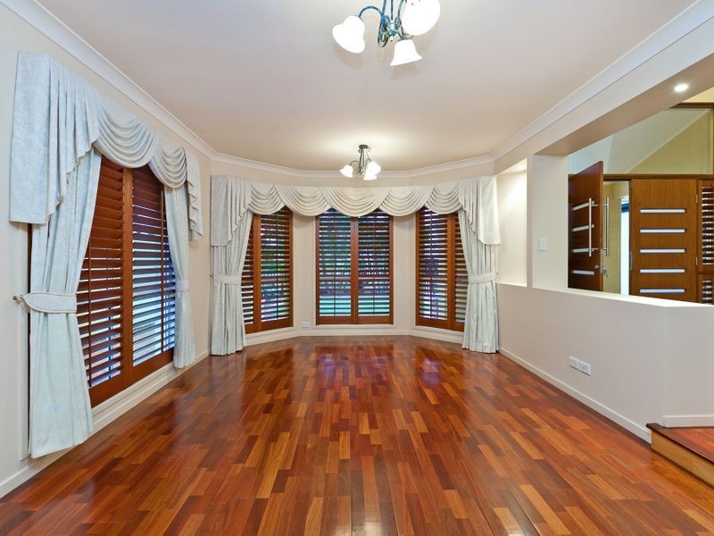 17 Sentinel Court, Raby Bay QLD 4163