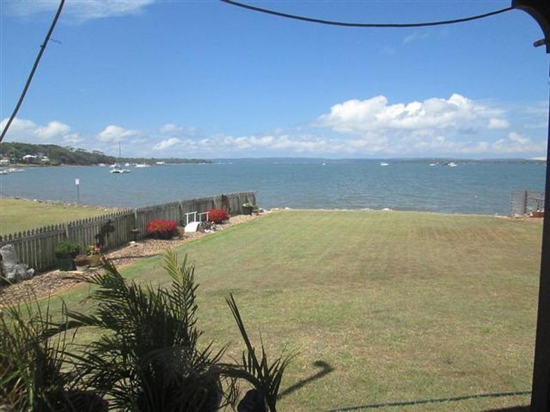 4 Pelican Street, Victoria Point QLD 4165