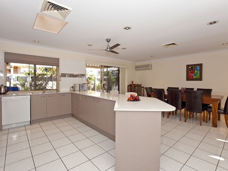 8 Norfolk Court, Victoria Point QLD 4165