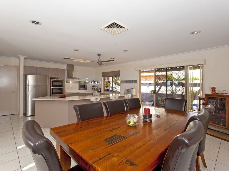 8 Norfolk Court, Victoria Point QLD 4165