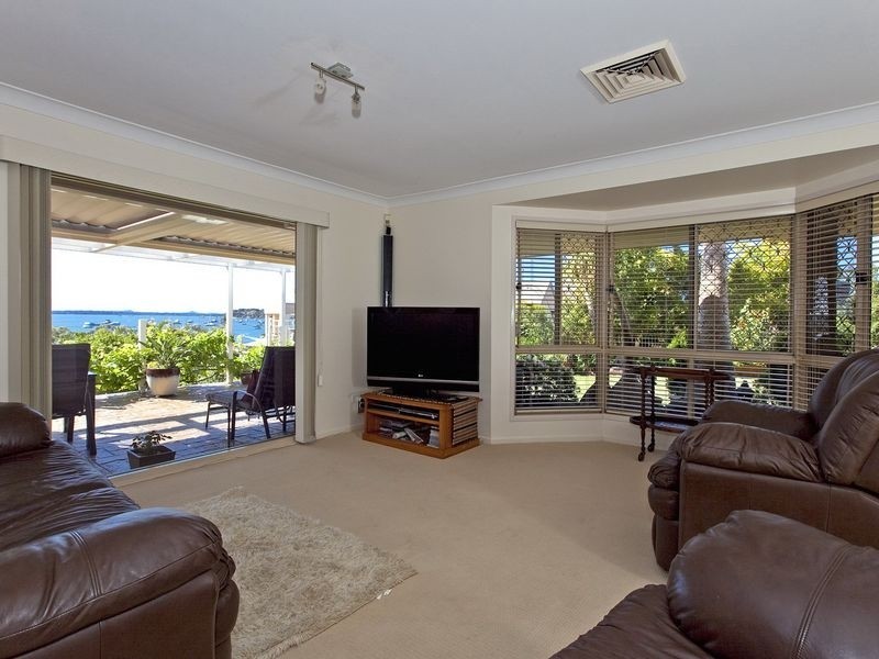 8 Norfolk Court, Victoria Point QLD 4165