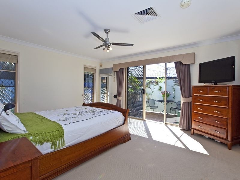 8 Norfolk Court, Victoria Point QLD 4165