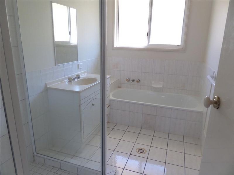 32 Sylvania Street, Wellington Point QLD 4160