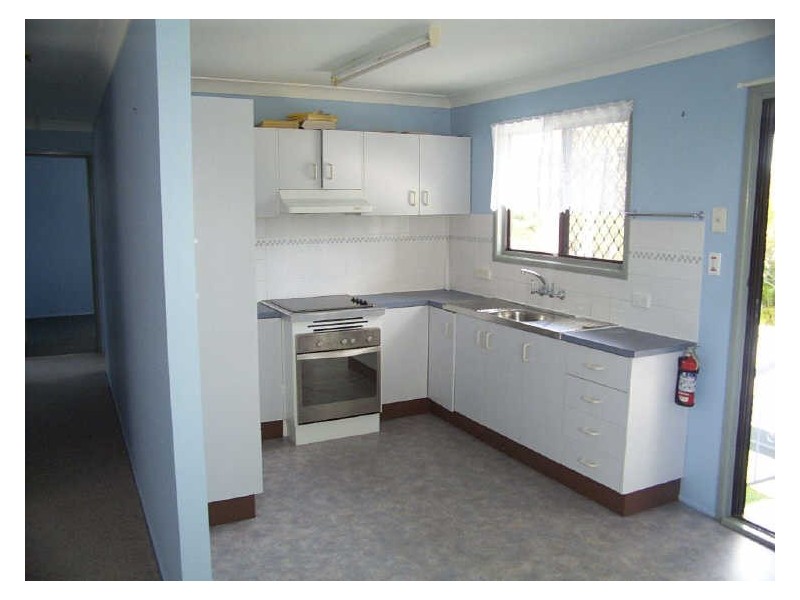 16 Joslin Street, Birkdale QLD 4159