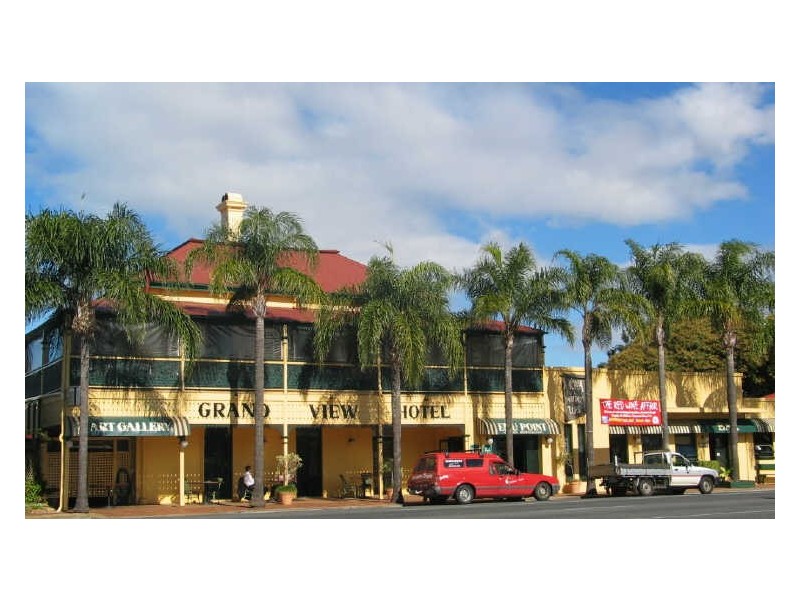 12-14 Wharf Street, Cleveland QLD 4163