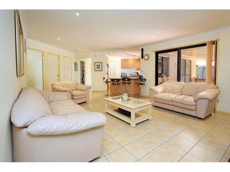 79 Hilliards Park Drive, Wellington Point QLD 4160