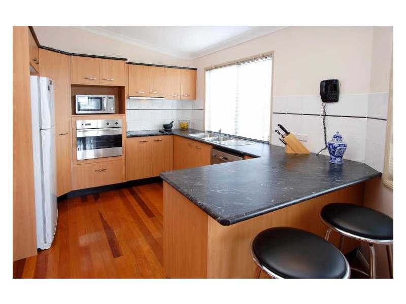 27 Alice Street, Wellington Point QLD 4160