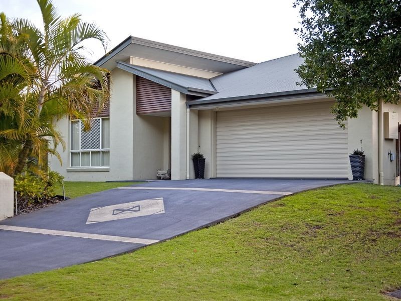 10 Whepstead Avenue, Wellington Point QLD 4160