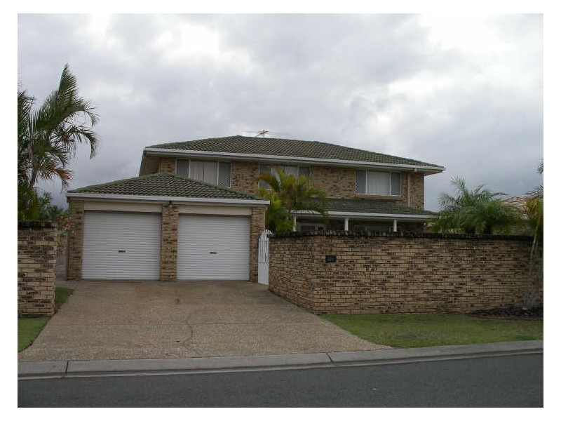 8 Sternlight Court, Raby Bay QLD 4163