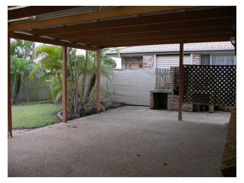 8 Sternlight Court, Raby Bay QLD 4163