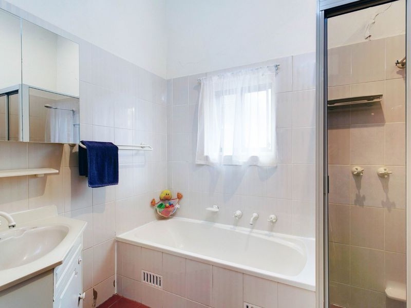 10 Gowland Street, Broadview SA 5083