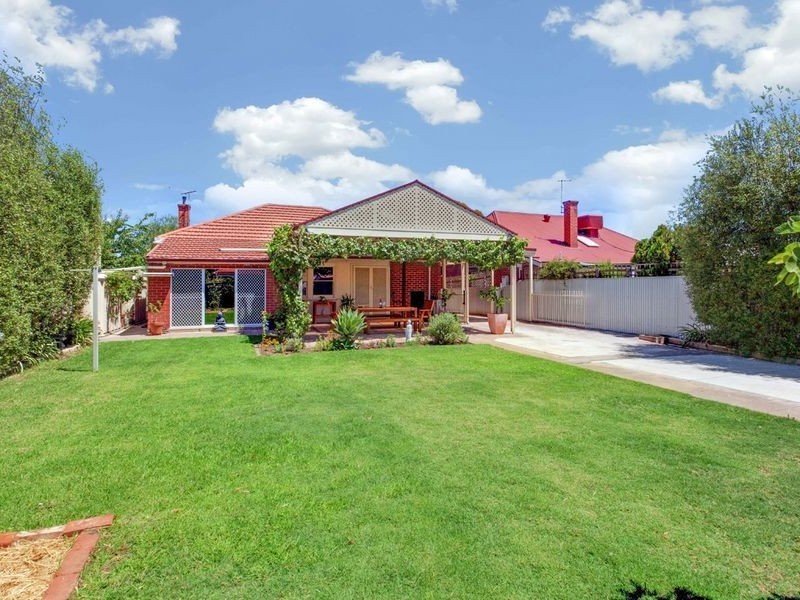 10 Gowland Street, Broadview SA 5083