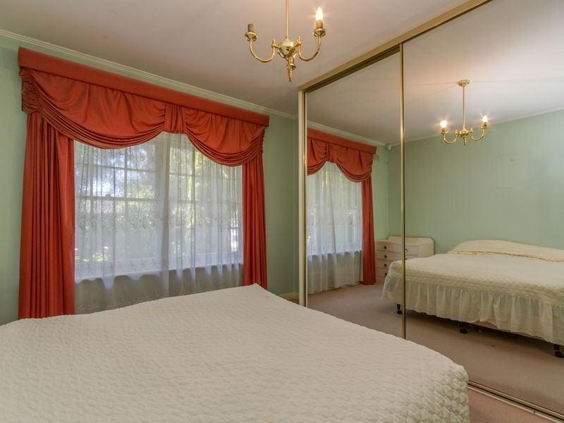 53 Harris Road, Vale Park SA 5081