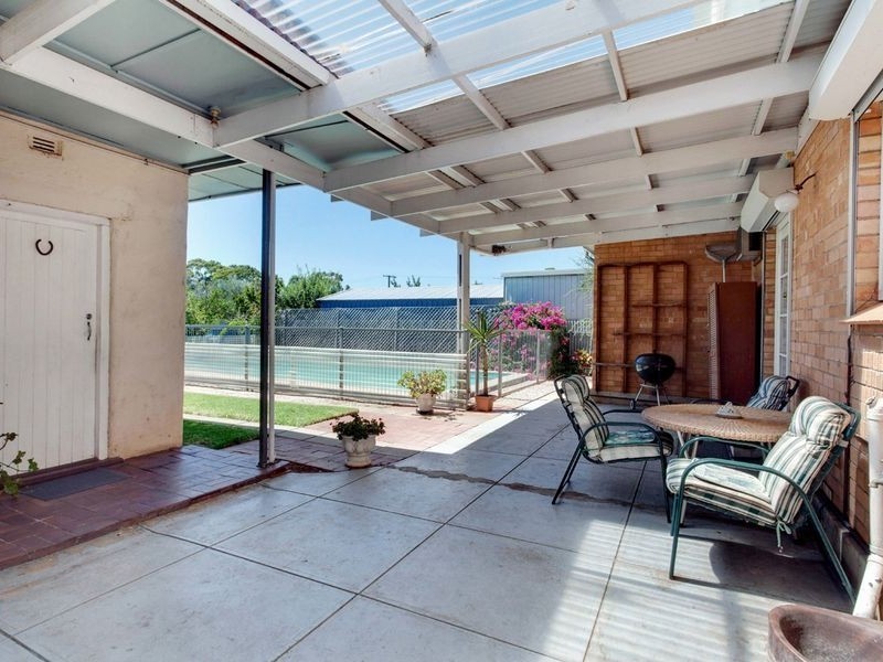 106 Collins Street, Clearview SA 5085