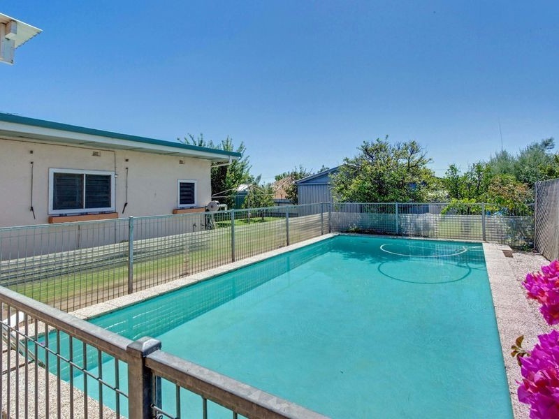 106 Collins Street, Clearview SA 5085