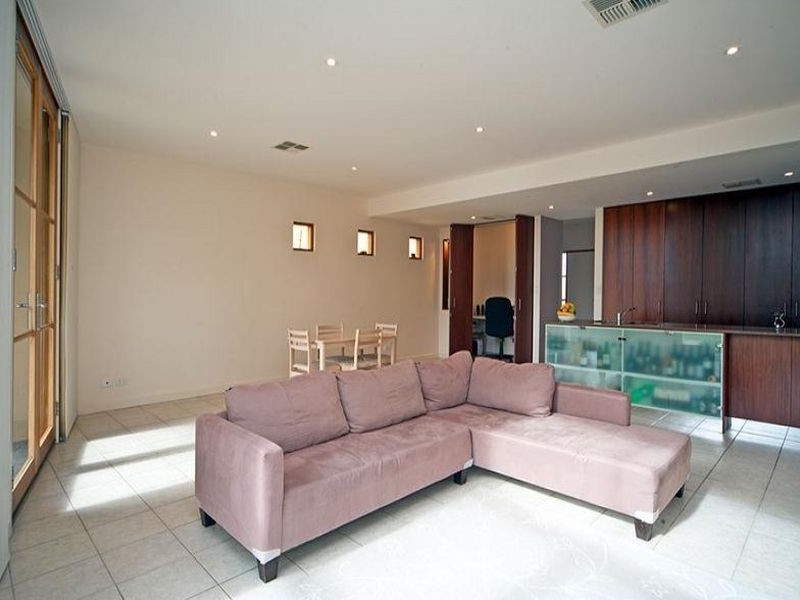 3/1 Torrens Lane, Mawson Lakes SA 5095