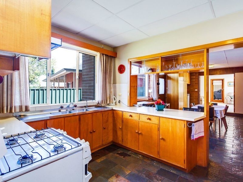 7 Hamilton Street, Vale Park SA 5081