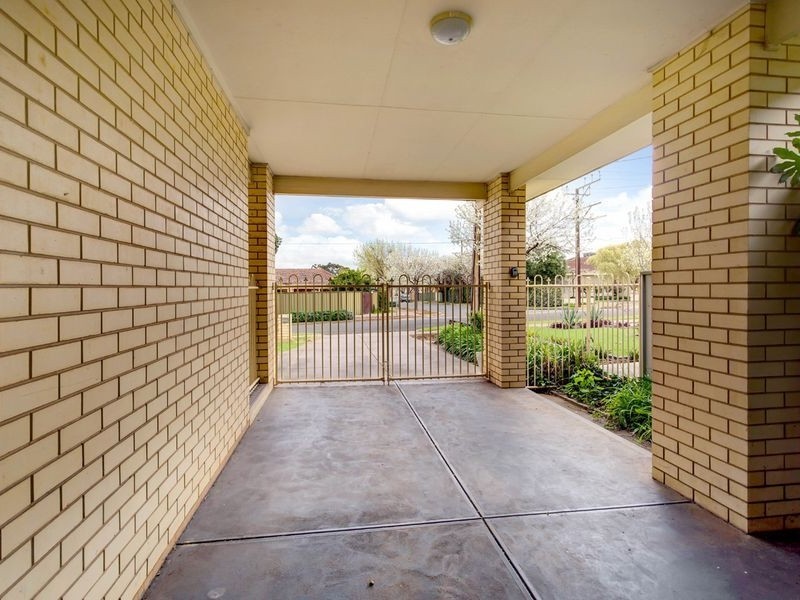 24 Milne Street, Vale Park SA 5081