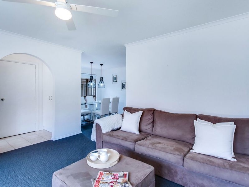 9/3 Crestview Place, Wynn Vale SA 5127