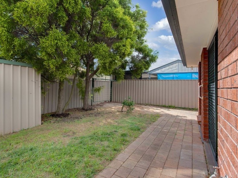 21 Lynton Avenue, Gilles Plains SA 5086