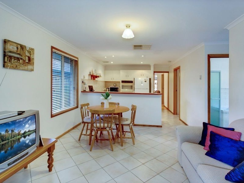 16 Greys Court, Oakden SA 5086